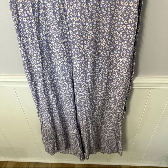 Auguste The Label Women’s Short Sleeve Lavender Floral V-Neck Jumpsuit Sz 10 GUC - Picture 4 of 12